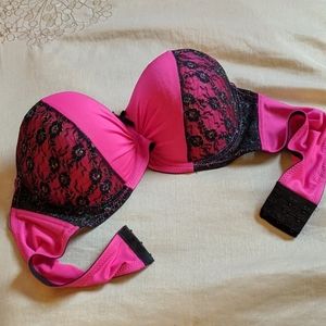 New! Strapless/Strapped Bra